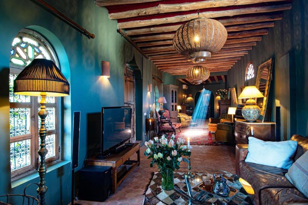 Aux Portes De Marrakech Villa Arts & Deco Avec Piscine Марракеш Экстерьер фото