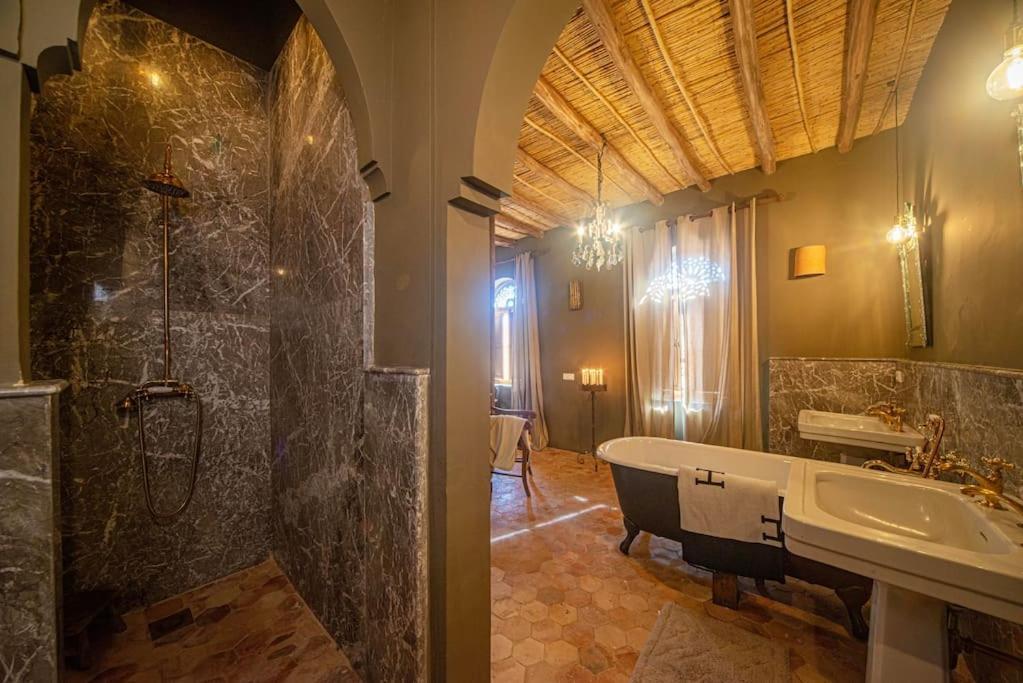Aux Portes De Marrakech Villa Arts & Deco Avec Piscine Марракеш Экстерьер фото